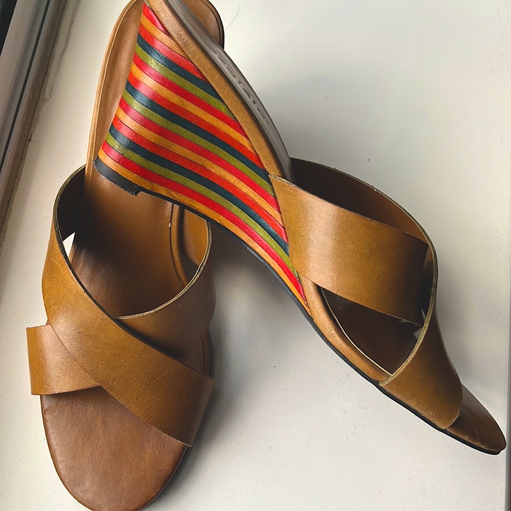 Women’s wedges sandals, camel colour, natural leather upper. Size 7M. New